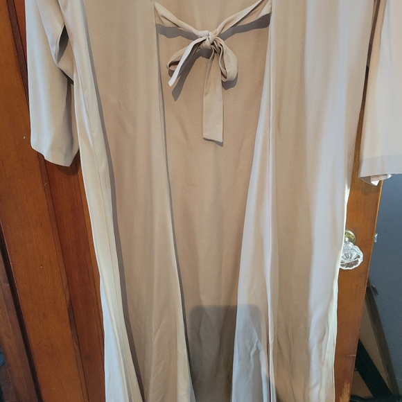 Antels long dress 22 - Picture 8 of 8